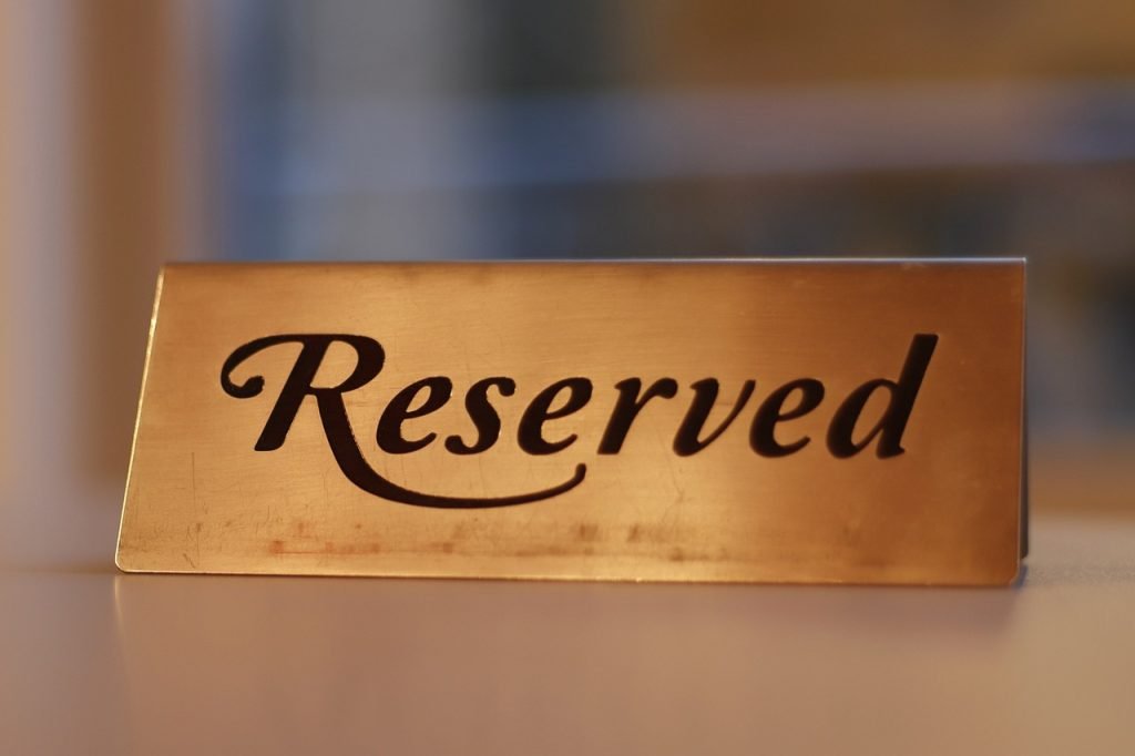 can you change the name on a hotel reservation?